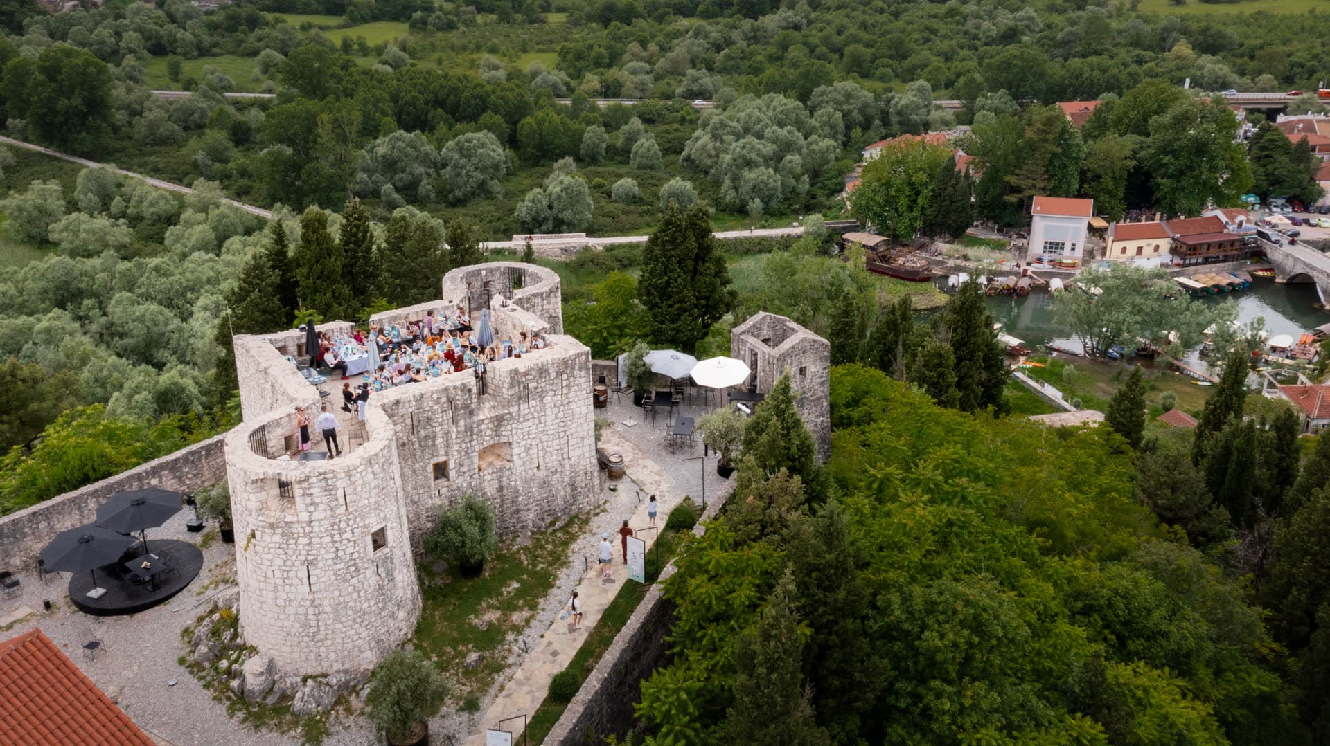 Tvrđava Bešac nad Skadrom.